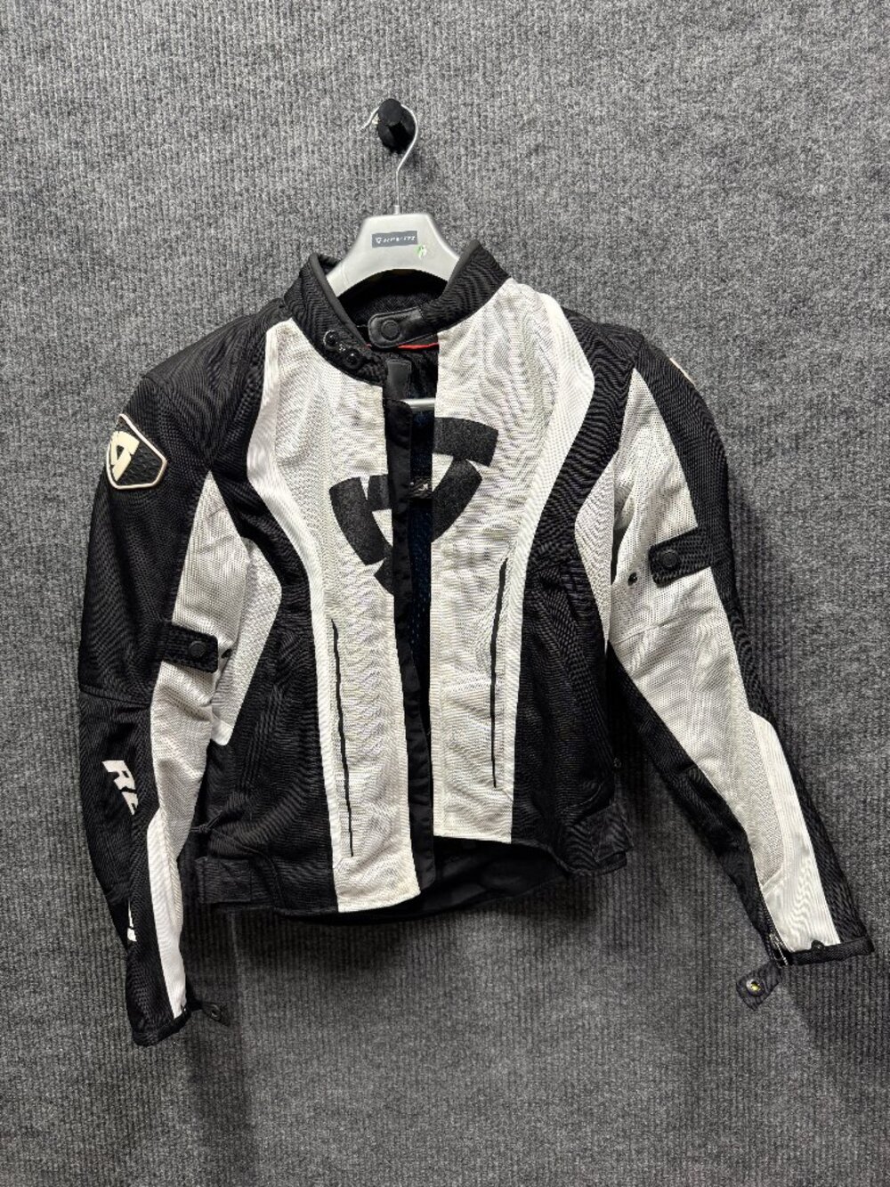REV’IT Airforce Mesh Motorcycle Jacket Men’s XS CE Armor Black White Riding Gear